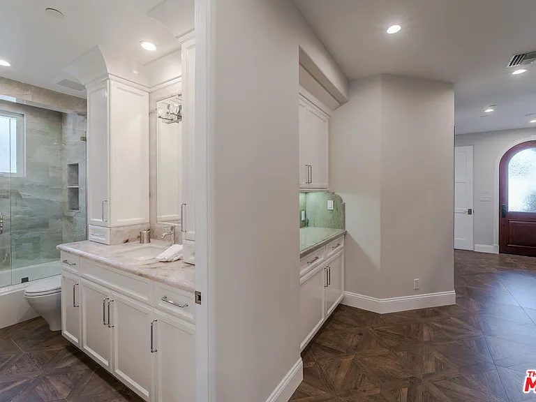 812 S Catalina Ave #B — Photo 16