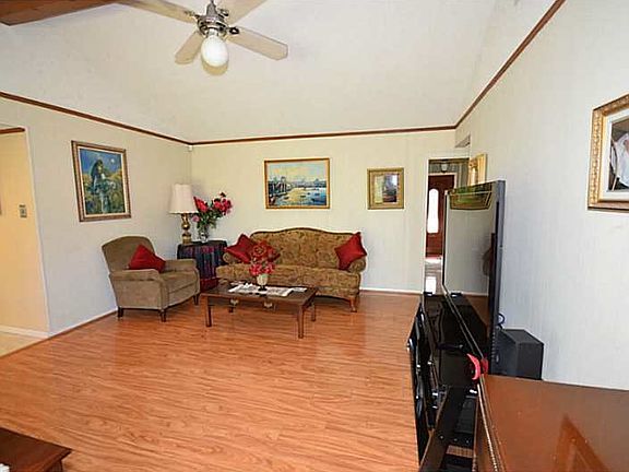 3rd image of 2509 14th St