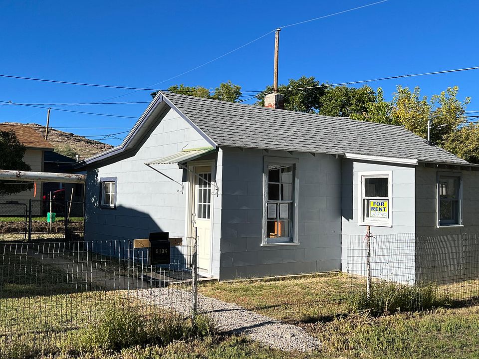 913 8th St, Rawlins, WY 82301 Zillow