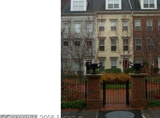 712 Capitol Square Pl SW, Washington, DC 20024