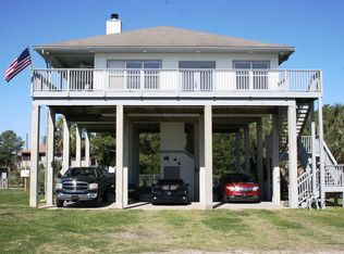 60 Sunrise Ln, Panacea, FL 32346