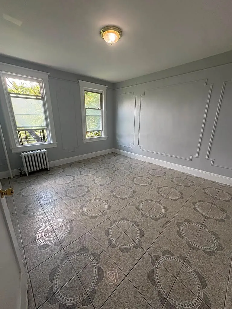 3 bed, 1.0 bath, $3,300 — Photo 1