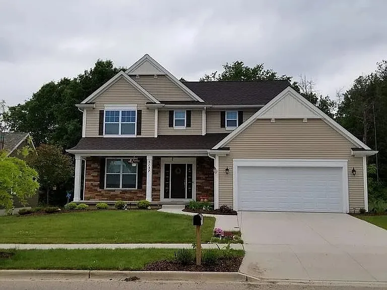 5137 Giesboro Ln — Photo 1