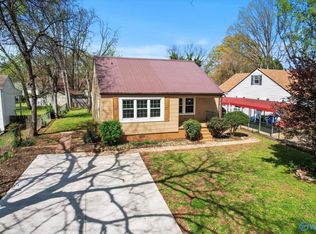 4206 Hawthorne Ave SW, Huntsville, AL 35805