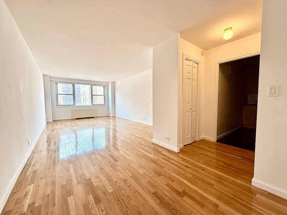 1st image of 360 W 22nd St APT 12G