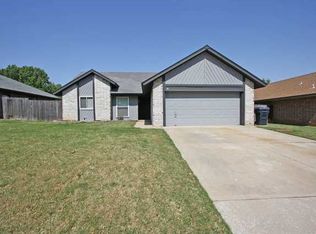 147 Hickory Hill St, Yukon, OK 73099