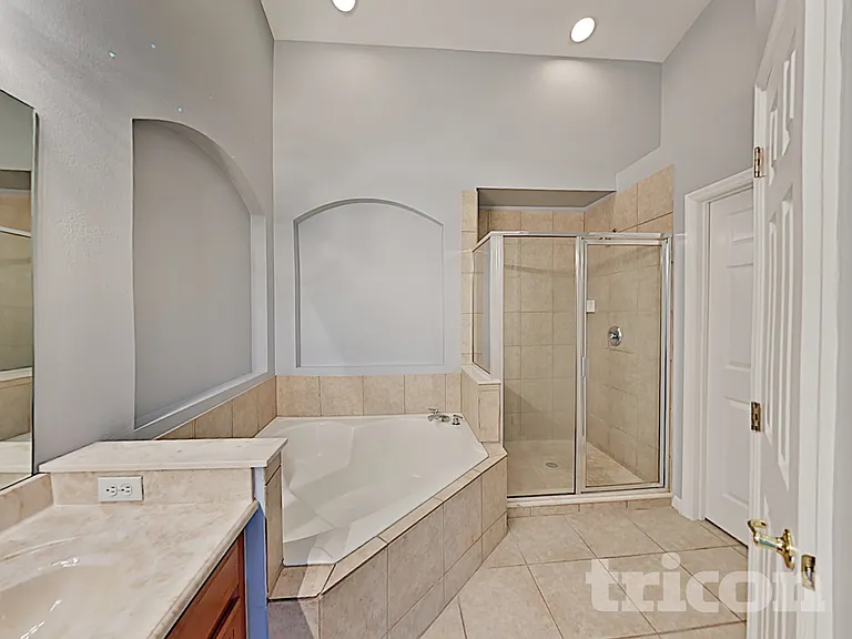 13260 Early Frost Cir — Photo 10