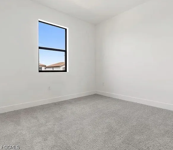 5626 Carrara Dr — Photo 11