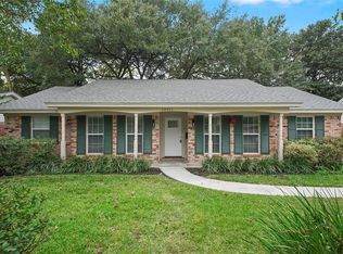 10311 Londonderry Dr, Houston, TX 77043