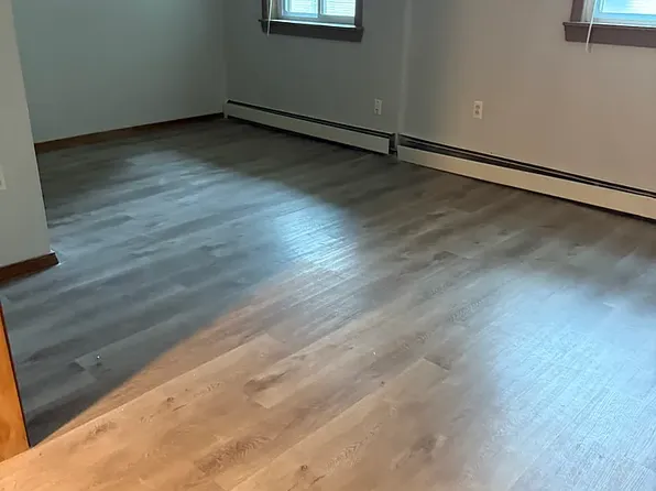 60 W Bow St #3, Franklin, NH 03235