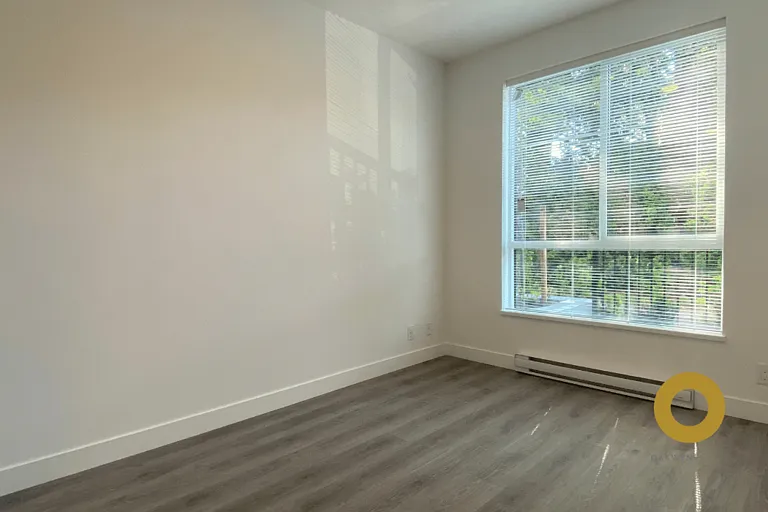 700 Clarke Rd #203 — Photo 11