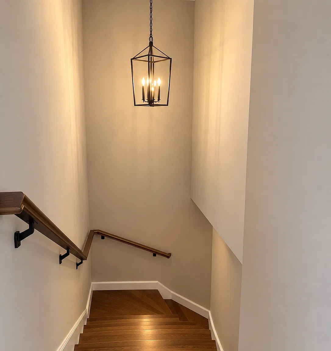 3 bed, 1242 sqft, $2,200 — Photo 4