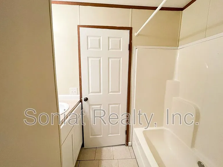 2531 N Miro St — Photo 10