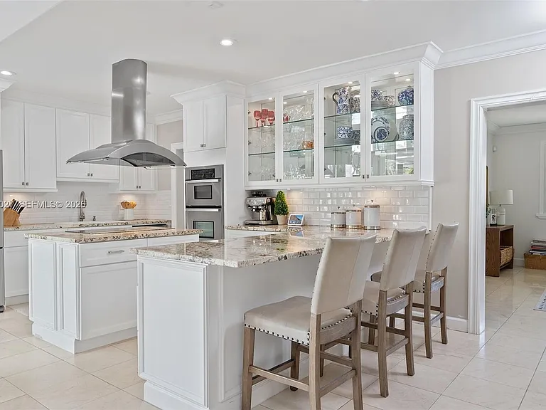 4750 Alhambra Cir — Photo 16