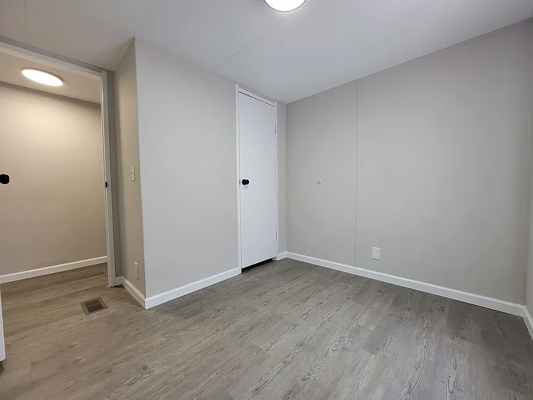4 Edge St — Photo 7