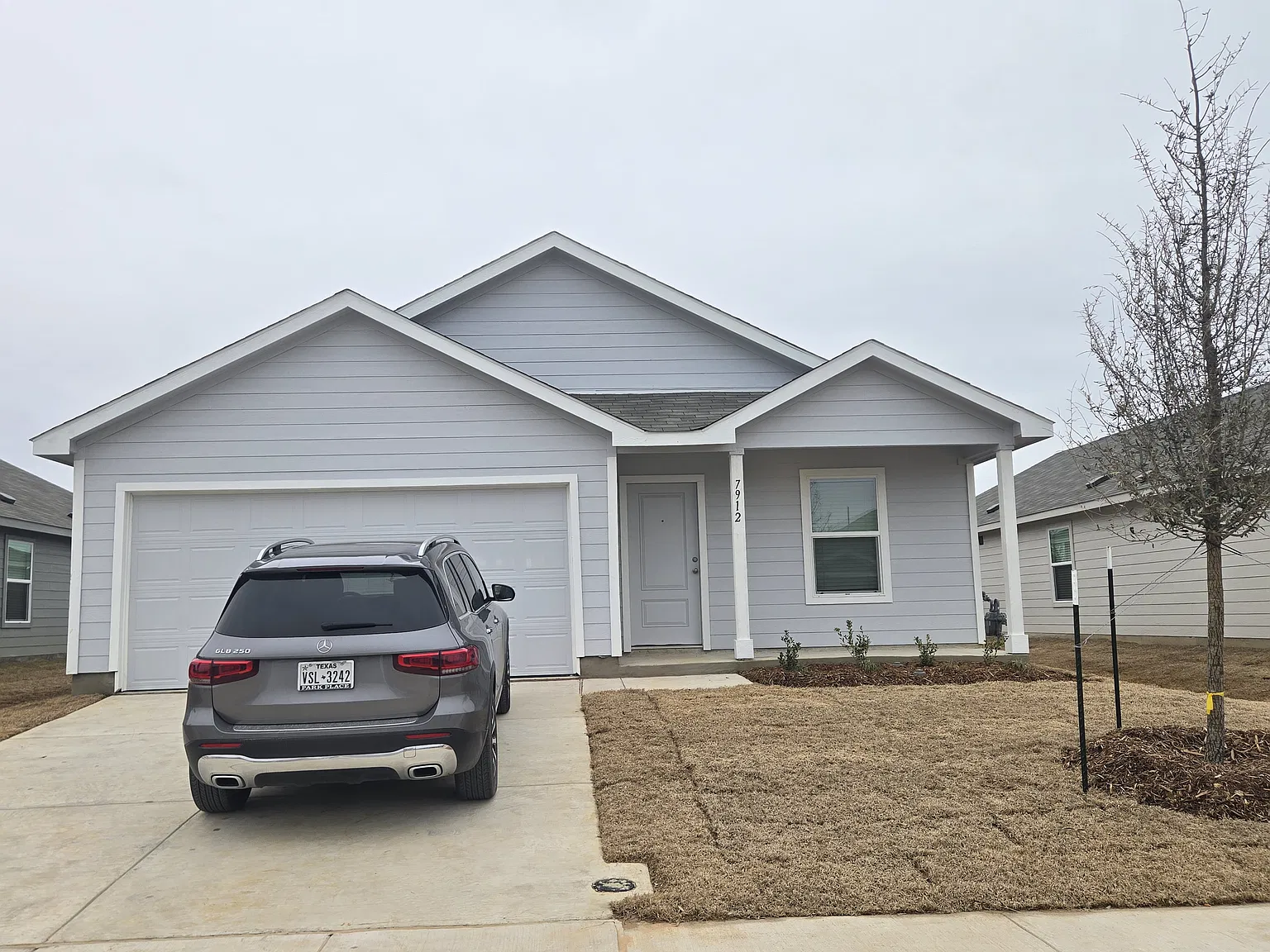 7912 Clements St — Photo 1