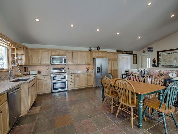 5th image of 331 Canthook Lane