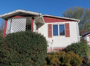 866 Waltz Mill Rd, Ruffs Dale, PA 15679