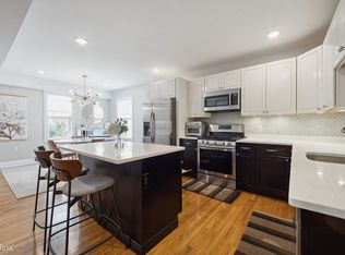 214 Westville St APT 3F, Dorchester, MA 02122