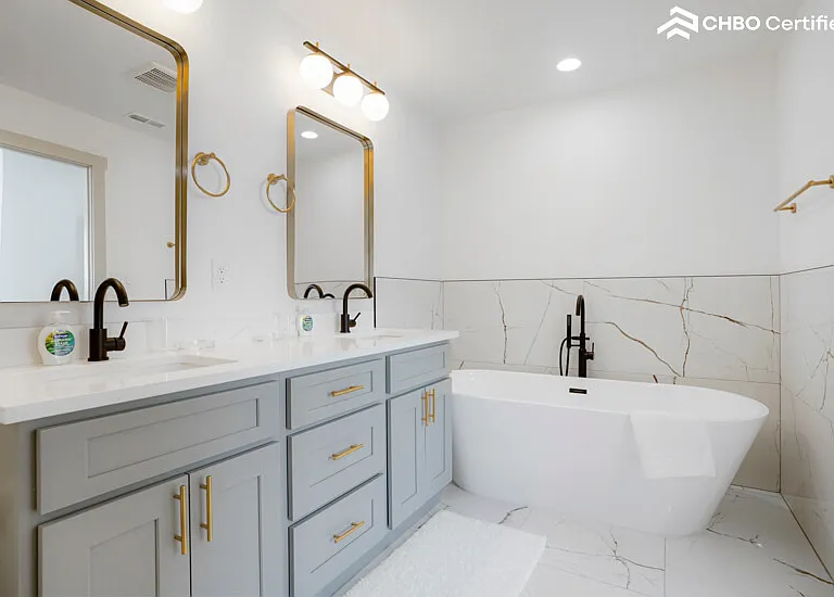 6083 S Sycamore St — Photo 22