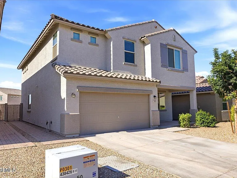 7119 W Golden Ln — Photo 49