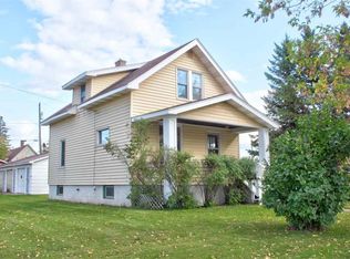 1402 Pine Ave, Superior, WI 54880