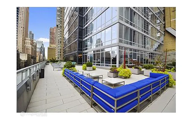 Rented by Douglas Elliman | media 17