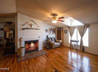 14655 W Red Feather Ln, Marana, AZ 85653