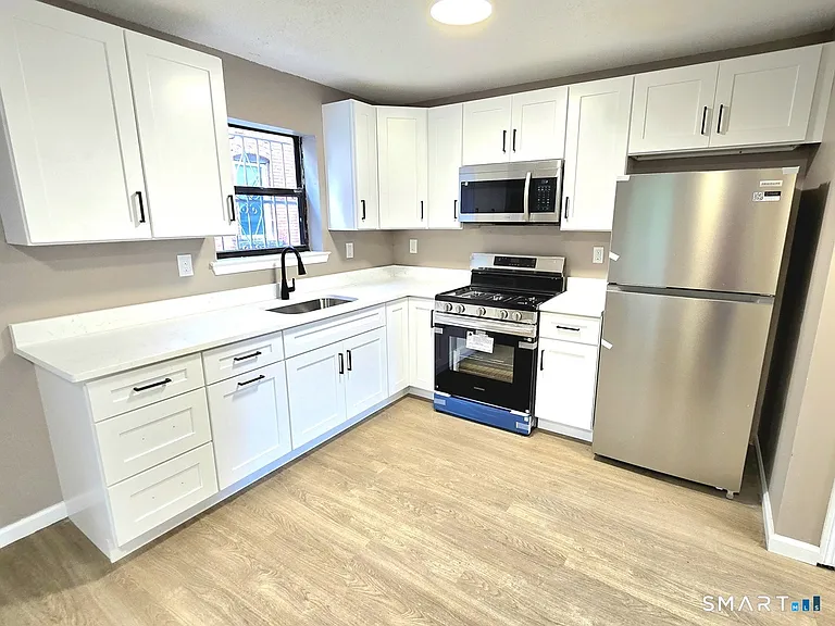 274 Bellevue St — Photo 2