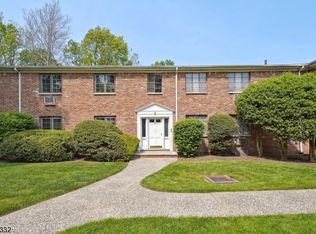 75 Troy Dr APT C, Springfield, NJ 07081