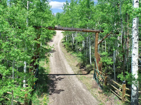 1121 GCR 2416, Kremmling, CO 80459