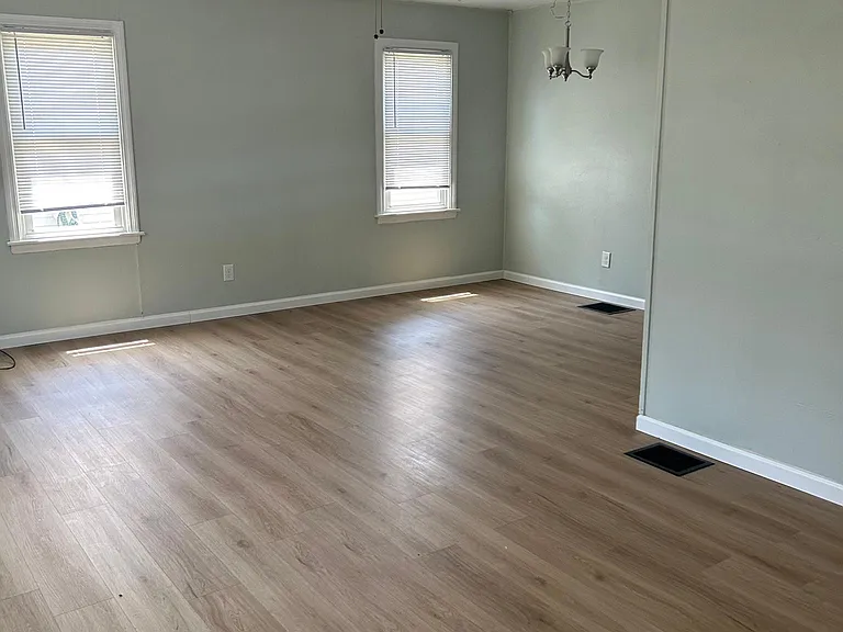 206 Dunn Blvd — Photo 3