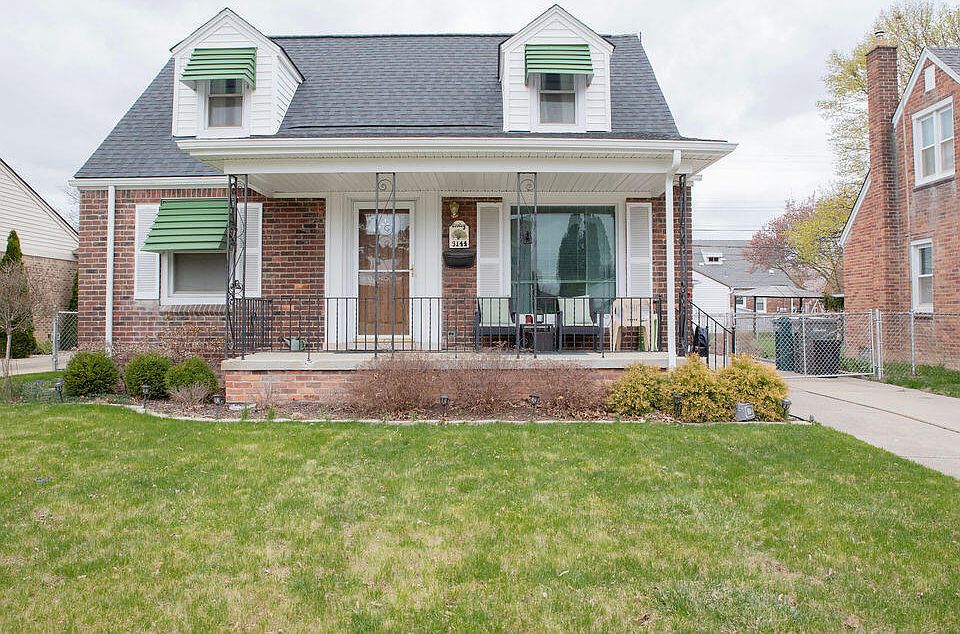 1st image of 3144 Linden St