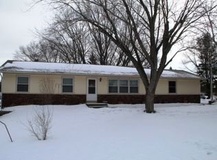 5190 Hill Top Rd, Fitchburg, WI 53711