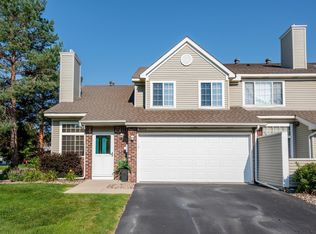 8842 Branson Dr #44, Inver Grove Heights, MN 55076