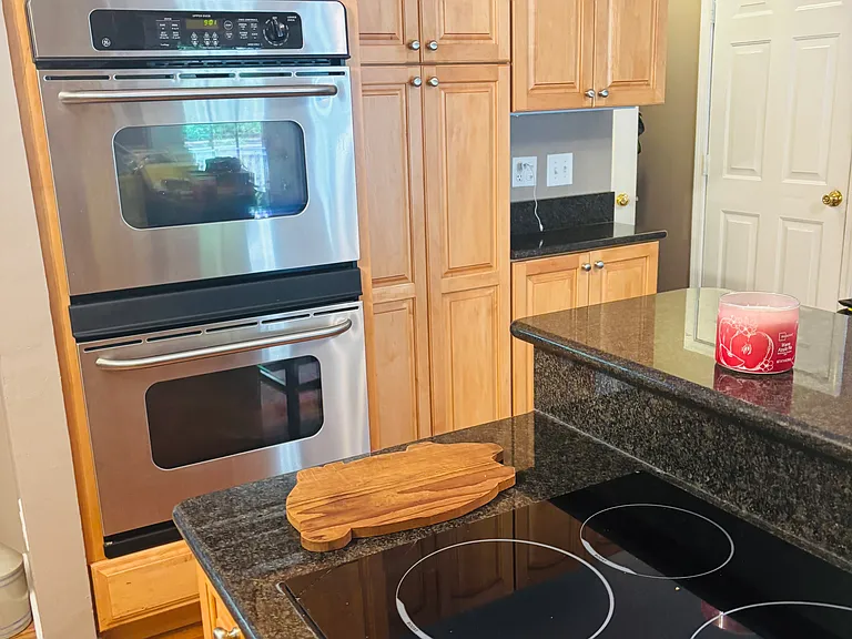 114 Boscobel Rd — Photo 21