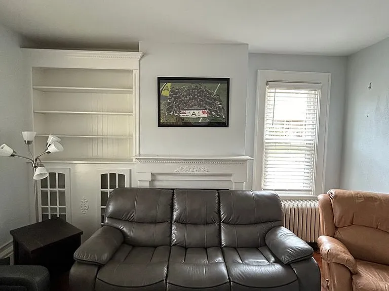 930 Ridge Ave — Photo 90