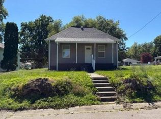 717 Cleveland St, Bicknell, IN 47512