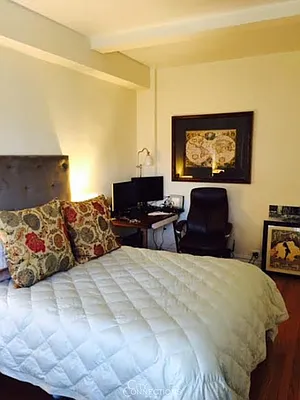 Rented by City Connections Realty | media 8