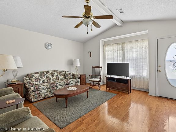 5th image of 2315 Osage Cir