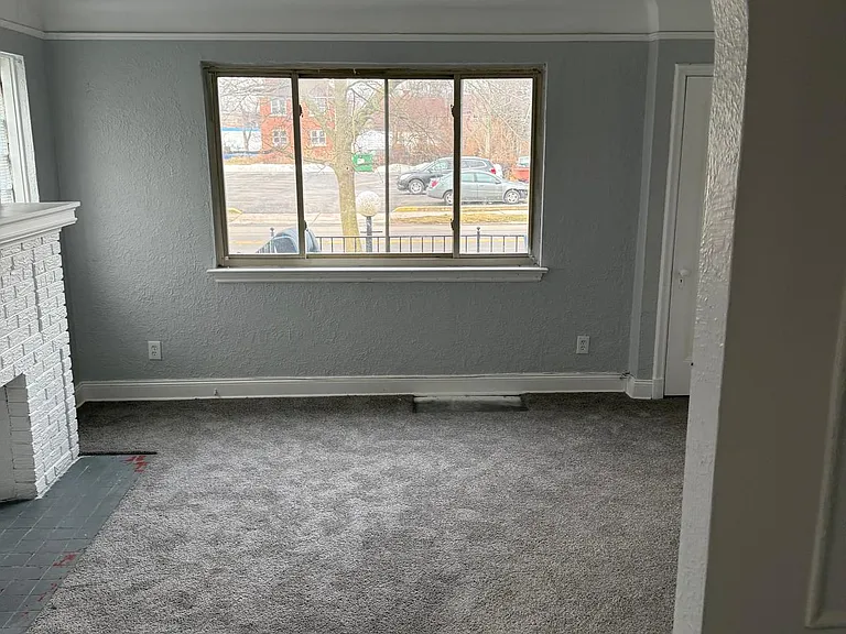 14078 Hubbell Ave #1 — Photo 3