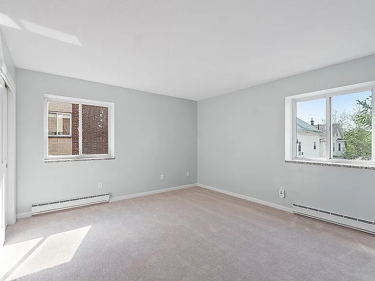 29 Custer St #201 — Photo 11
