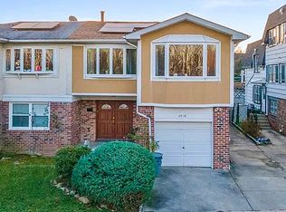 2316 Waters Edge Dr, Bayside, NY 11360