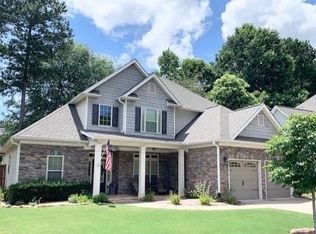 189 Fairway Dr, Newnan, GA 30265