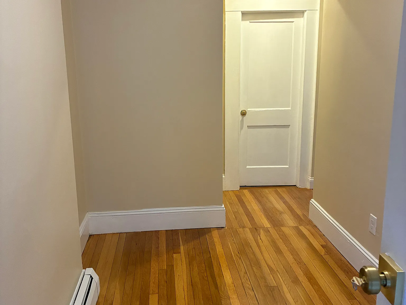 3 bed, $3,300 — Photo 2