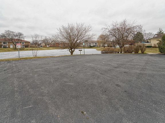 5th image of 1850 W Surrey Park Ln Unit 2A
