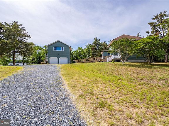 4th image of 26837 Waller Ln