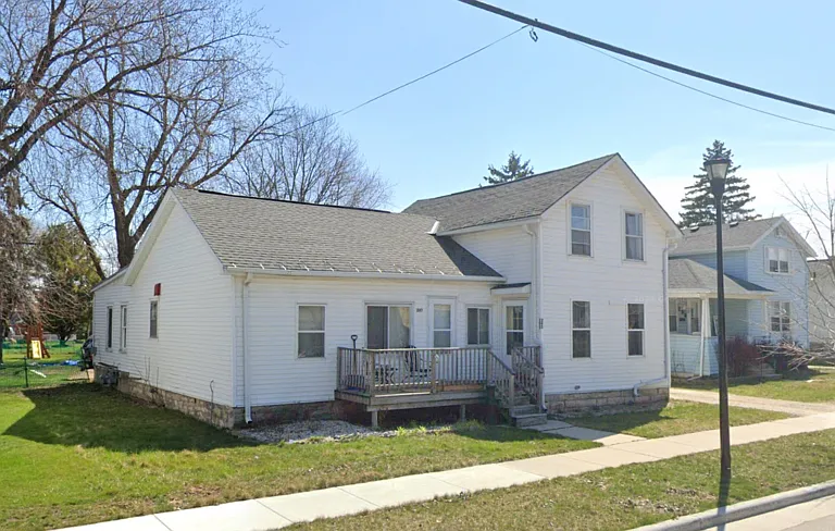 295-297 Doty St — Photo 1