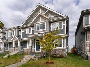 2420 Trumpeter Way NW, Edmonton, AB T5S0J9