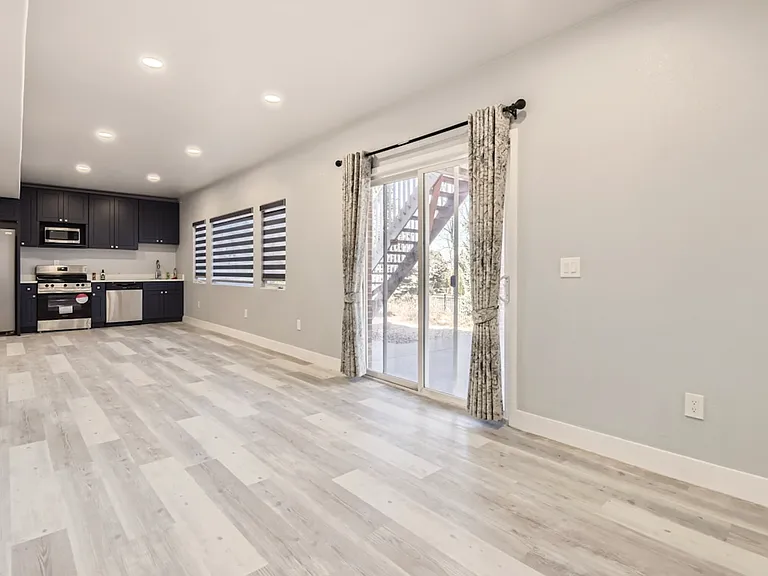 15721 E Lake Cir — Photo 19
